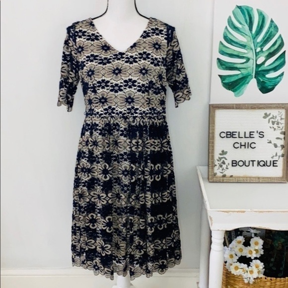 Motherhood Maternity Dresses & Skirts - Motherhood Maternity Navy Floral Lace Dress Sz M